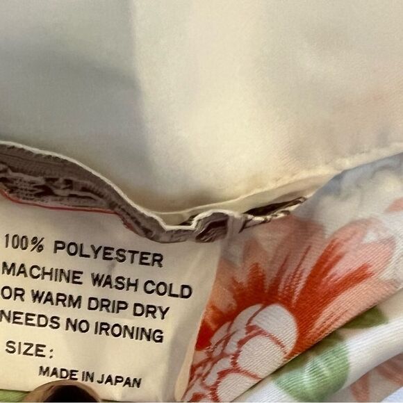 Japanese Floral white Long open front women’s  Kimono Robe. OSFM - Picture 8 of 10